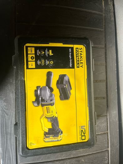 stanley angle grinder