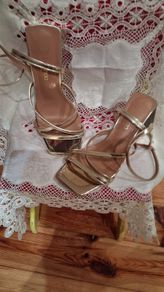Boohoo gold shoes