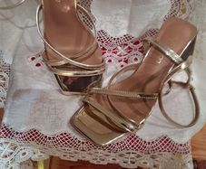 Boohoo gold shoes