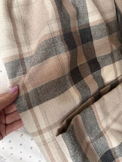 Check curtains - Brand new - 66x72