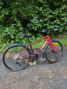 Trek fx3 disc hybrid bicycle M