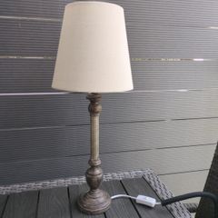 Gorgeous table lamp