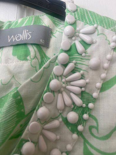 Ladies linen top