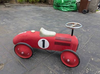 Vilac Ride-on Car Toy