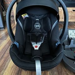 Cybex Aton 5 car seat with base