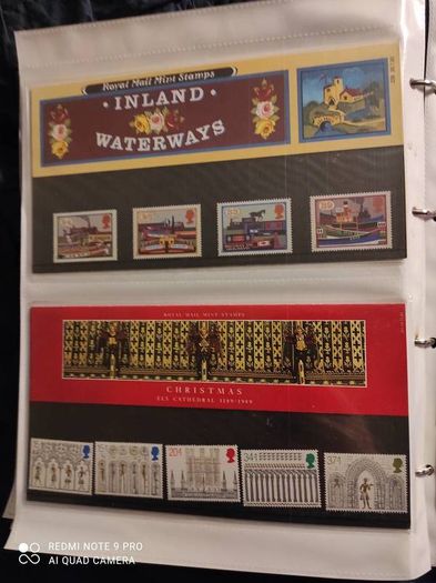 Stamp album UK's Presentation packs x 100