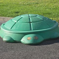 Turtle Sand pit