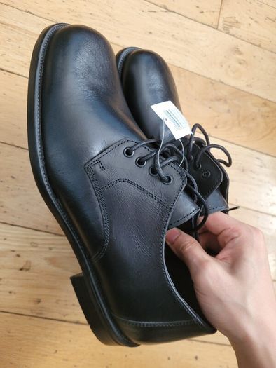 Leather shoes