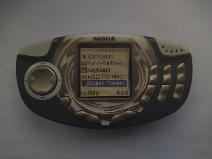 Vintage Nokia Gaming Phone Swap