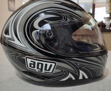 Motorcycle helmet