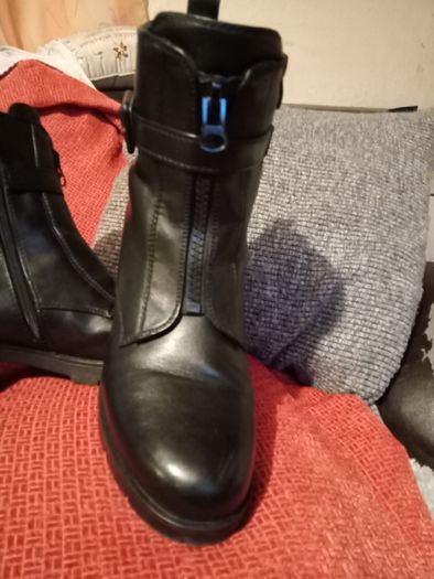 Now reduced price ! Fab Chunky Boots