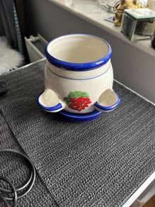 pots