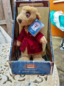 compare the market meerkat Alexksandr
