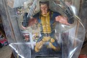Marvel Icons Figures from 2005 Captain America and WOlverine