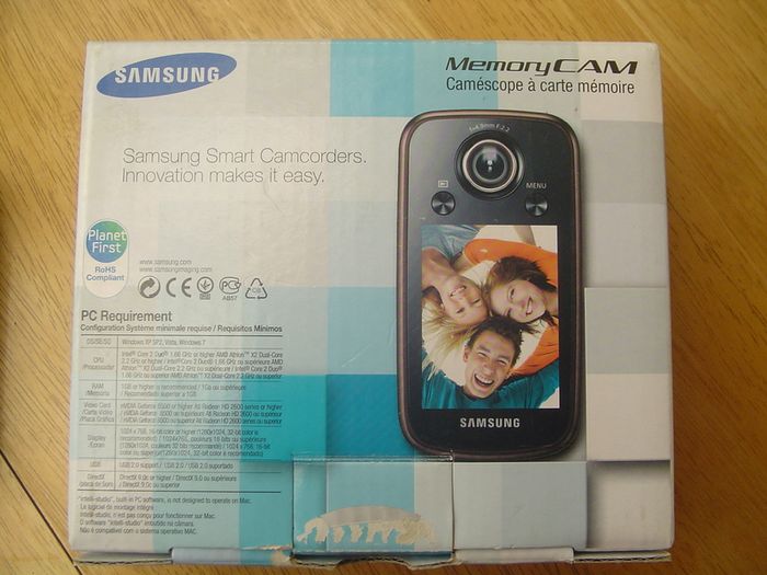 Samsung Full HD pocket camcorder