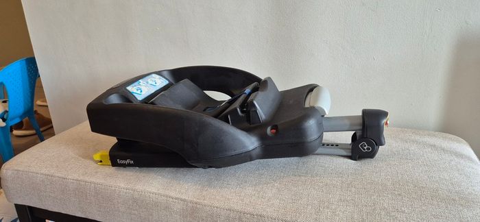 Maxi Cozi Isofix base