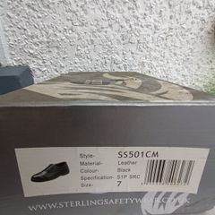 Safety boots