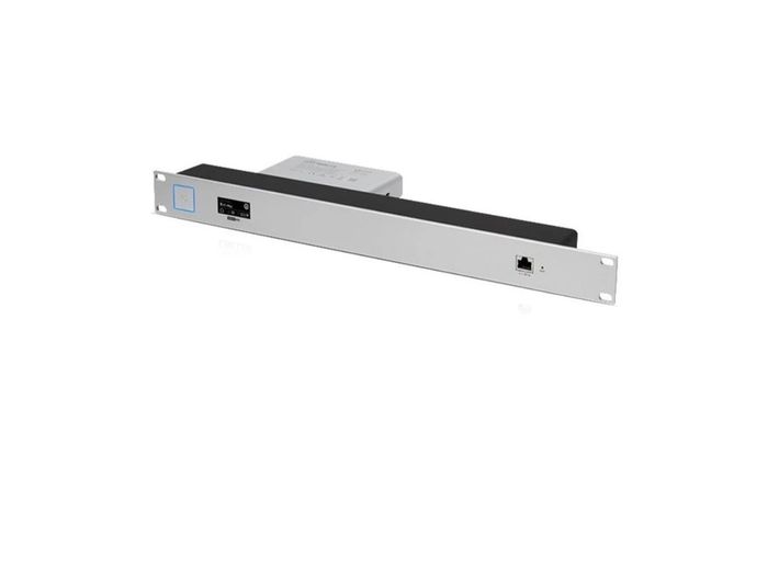 UniFi Cloud Key Gen 2 plus including rack mount bracket
