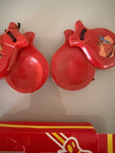 castanets