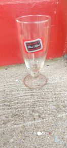 carling black label glass,rare glass,,price includes post to anywhere in Ireland thank you, or if buyer collects cheaper,sold as seen.