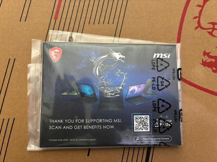 MSI Crosshair 15" QHD 165Hz | i9-12900H | RTX 3060 | Upgraded 64GB RAM | 1TB SSD + Flydigi BS1 Cooler (Mint Condition)
