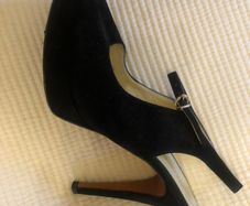 Stiletto peep toe suede shoe