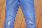 girls ripped skinny jeans