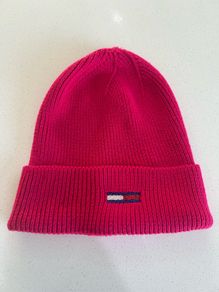 Pink Tommy Hilfiger hat