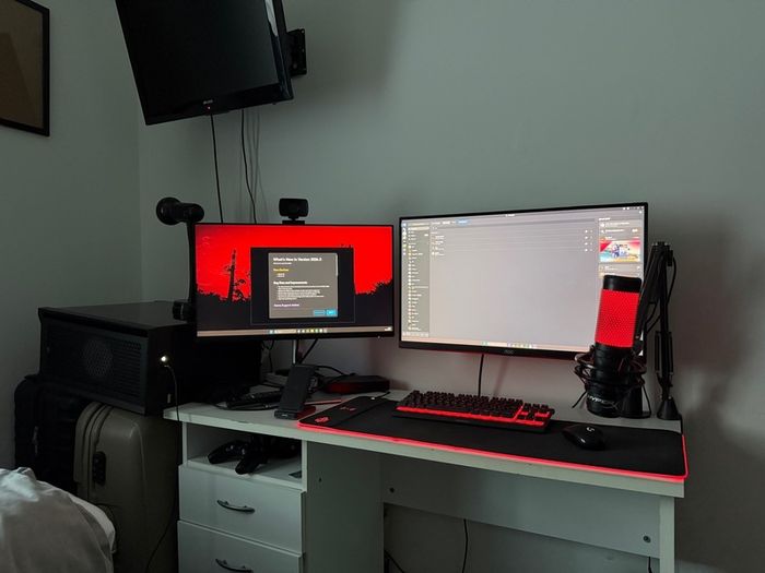 Gaming / Streaming PC Setup - RTX 4070 + Ryzen 5800x