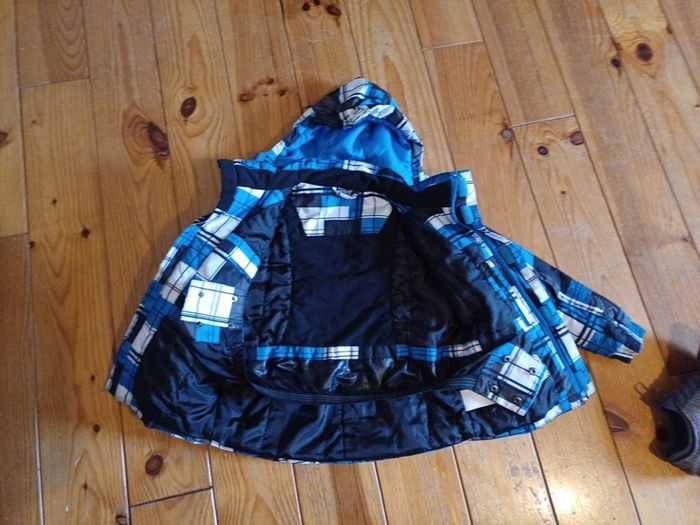 Age 7-8 Ski Jacket