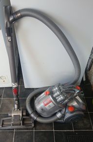 Dyson hoover