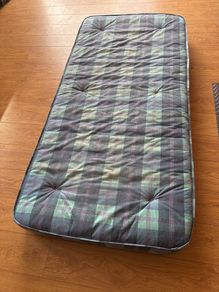 Single mattress