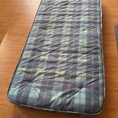 Single mattress
