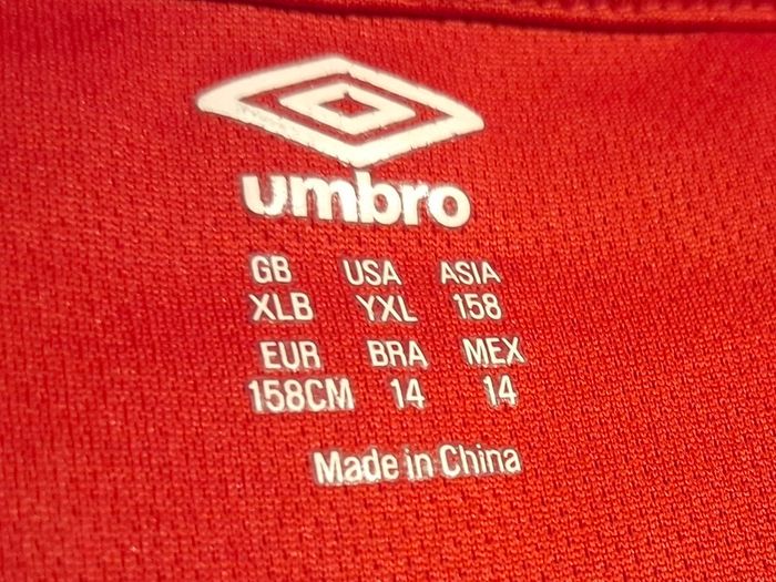 Shelbourne Football Club Official Umbro Football Jersey (Youths 10-11 Years) FREE POST