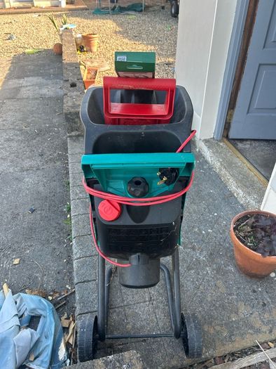 Bosch AXT Rapid 2200 Garden Shredder
