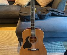 left handed acoustic guitar
