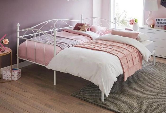 Day bed