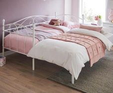 Day bed