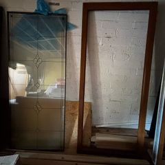 Side door glass
