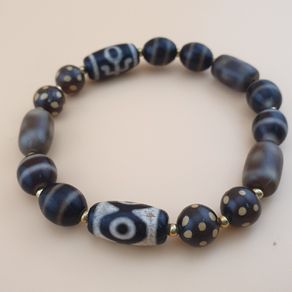 Vintage Himalayan Tibetan Eye Stripe Agate Beads With dotted Decorated Beads Bracelet