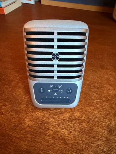 Shure Microphone MV51 Diaphragm Condenser Microphone (USB & Lightning) - Excellent Condition