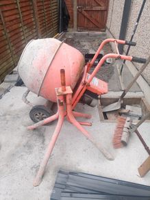 Cement mixer for sale