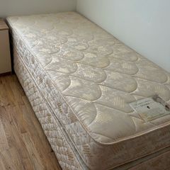 Single bed