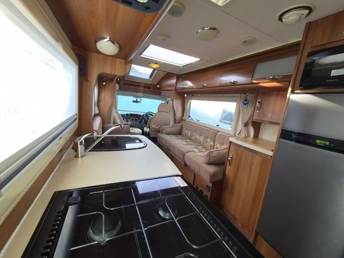 Camper