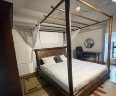 Super king 4 poster bed