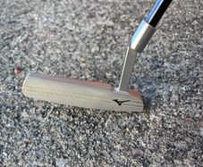 Mizuno M.Craft O2 Putter