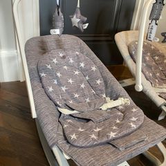 Joie Bouncer. 25 euro, With Soothing Vibrate feature, Nature sounds and Lullabies