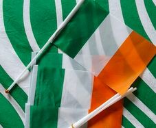 Irish flags on stick x4