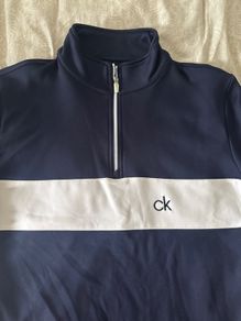 Calvin Klein Golf Quarter-Zip Top  M