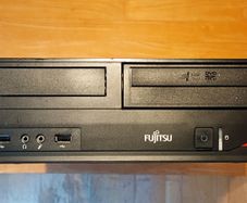 Fujitsu desktop PC Windows 11